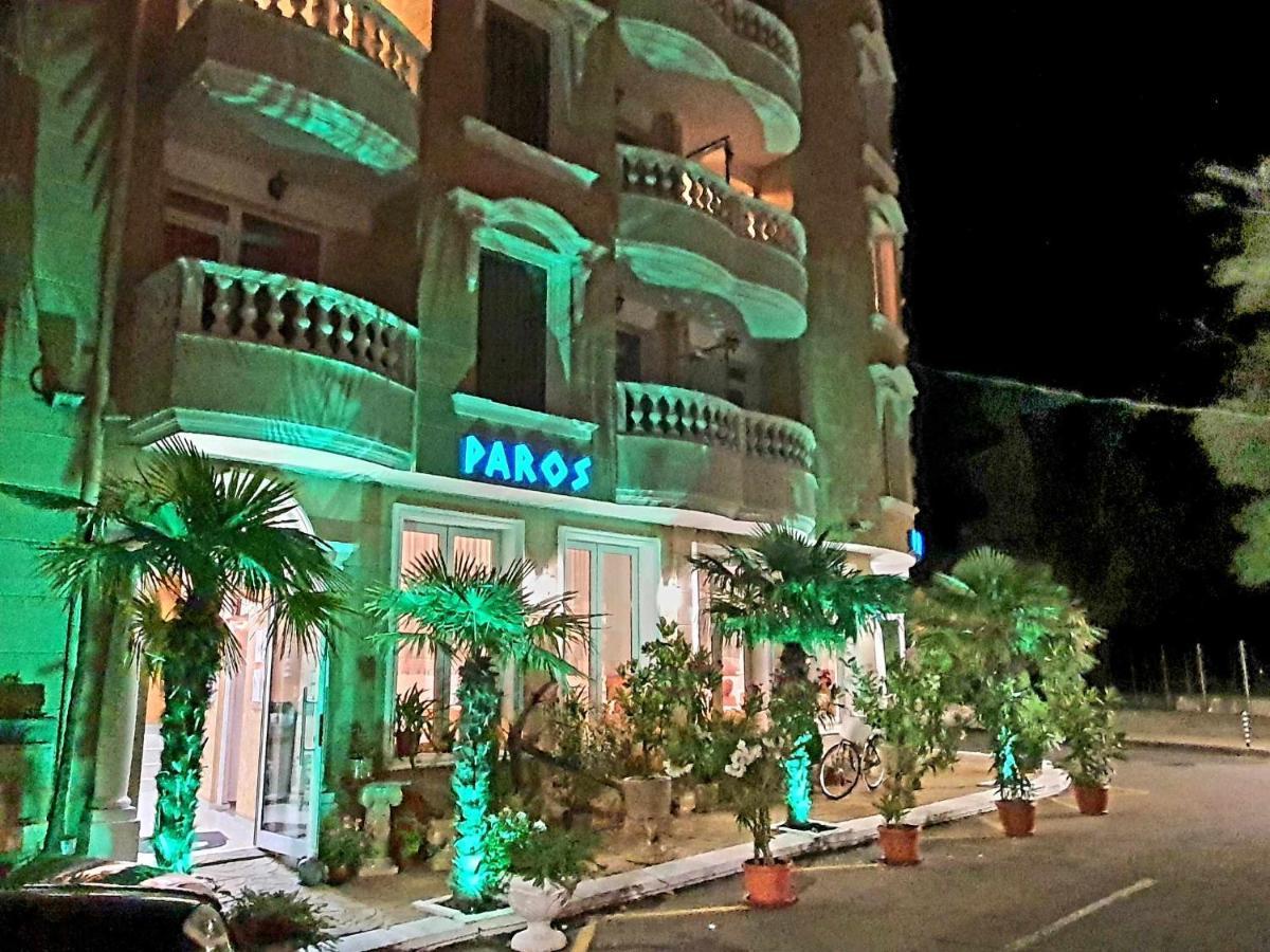 Hotel Paros Pomorie Buitenkant foto